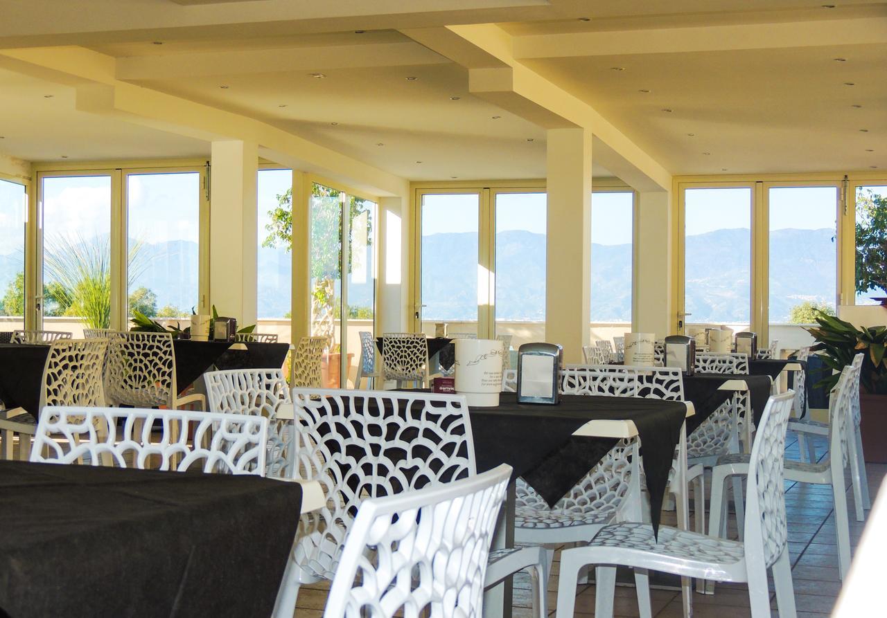 Hotel Lungomare Reggio Calabria Exterior foto
