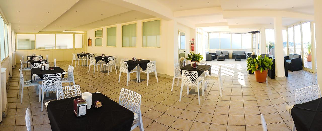 Hotel Lungomare Reggio Calabria Exterior foto