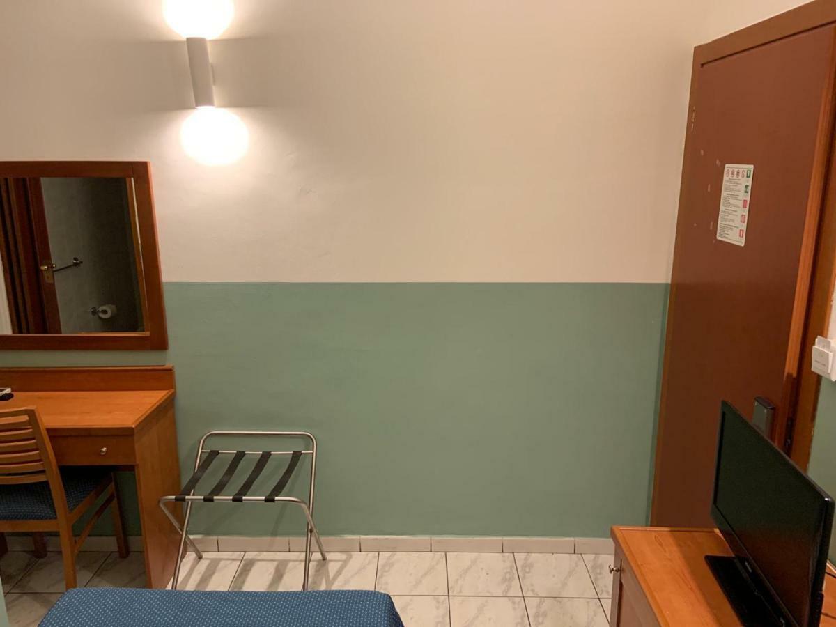 Hotel Lungomare Reggio Calabria Exterior foto